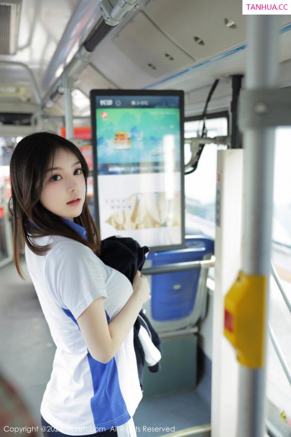 豆瓣酱  [XiuRen]高清写真图 2024.01.19 No.7994 豆瓣酱 制服美臀第26张图片